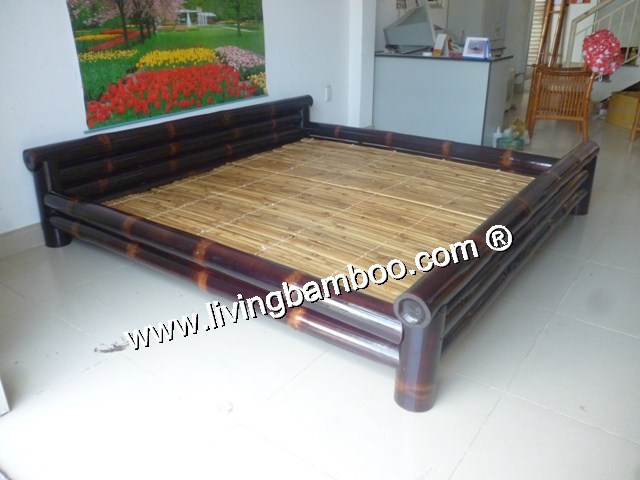 CAN GIO BED BLACK COLOUR